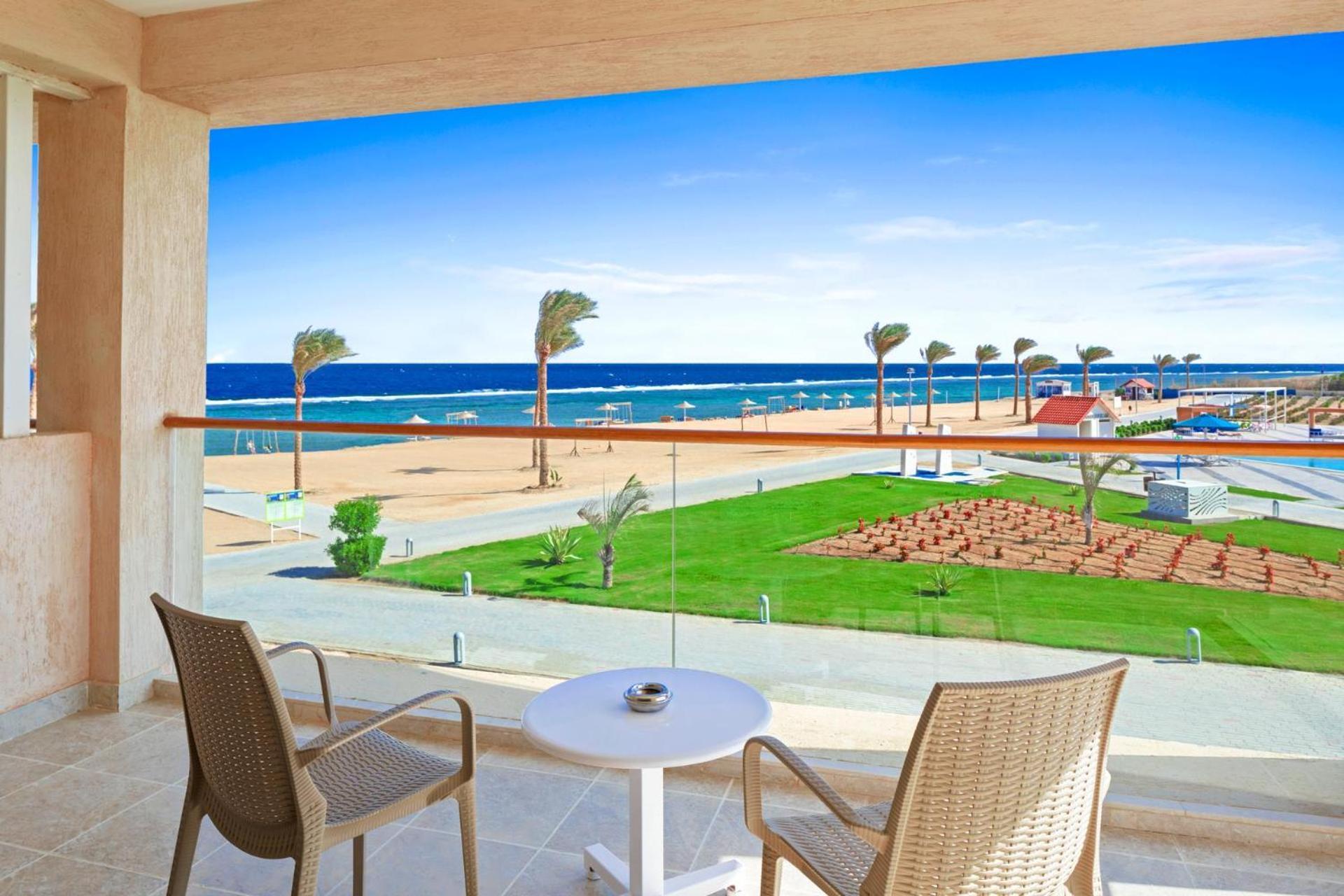 Курортный комплекс Pickalbatros Sea World - Marsa Alam- 
